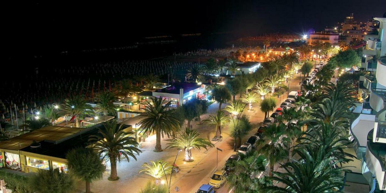 הוילה סן בנדטו דל טרנטו Casa Vacanze Torre Dei Gualtieri מראה חיצוני תמונה
